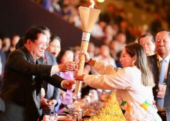 ថ្នាក់ដឹកនាំកម្ពុជាជាច្រើនរូប បង្ហាញវត្តមាន គាំទ្រអត្តពលិកពិការភាព