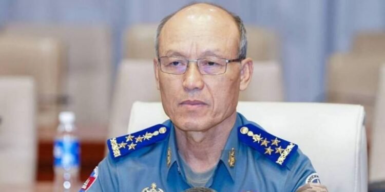 នាយឧត្តមសេនីយ៍ សៅ សុខា មេបញ្ជាការកងរាជអាវុធហត្ថលើផ្ទៃប្រទេស បញ្ជាឲ្យបែងចែកឲ្យច្បាស់ចំពោះបញ្ហា ចៀសវាងមានការភ័ន្តច្រឡំ !